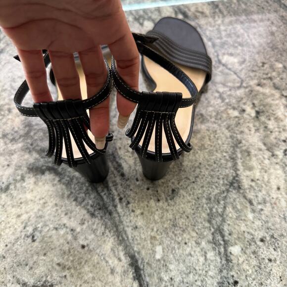 Ann Taylor Black Sophisticated Heels - Picture 3 of 6